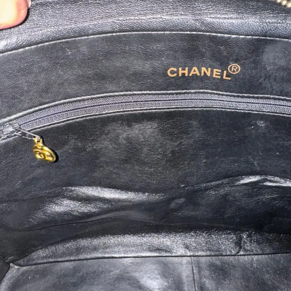 CHANEL Quilted Matelassé CC Lambskin Fringe Chain Bag Black - Picture 12 of 15